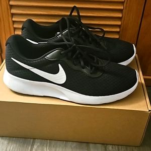 Women's NIKE Tanjun Sustainable Sneakers